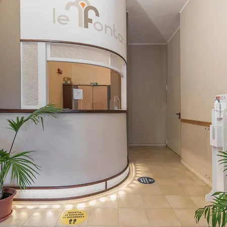 Stylish Le Fontane 1 Bedrapt B3 Sleeps 3 * ヴィッラシミーウス