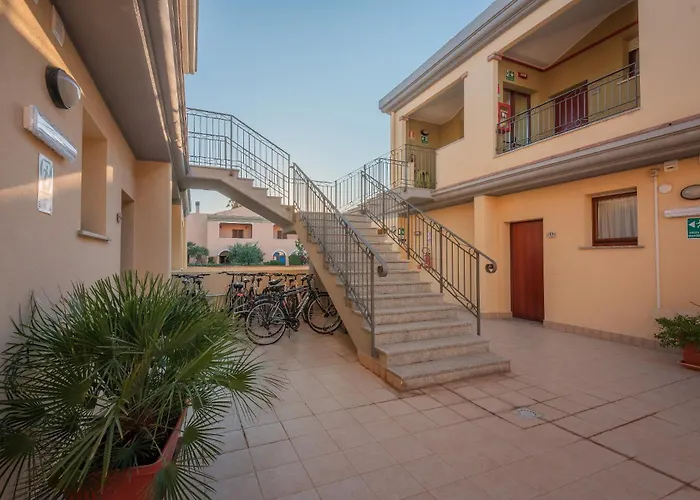 Apartament Stylish Le Fontane 1 Bedrapt B3 Sleeps 3 Villasimius